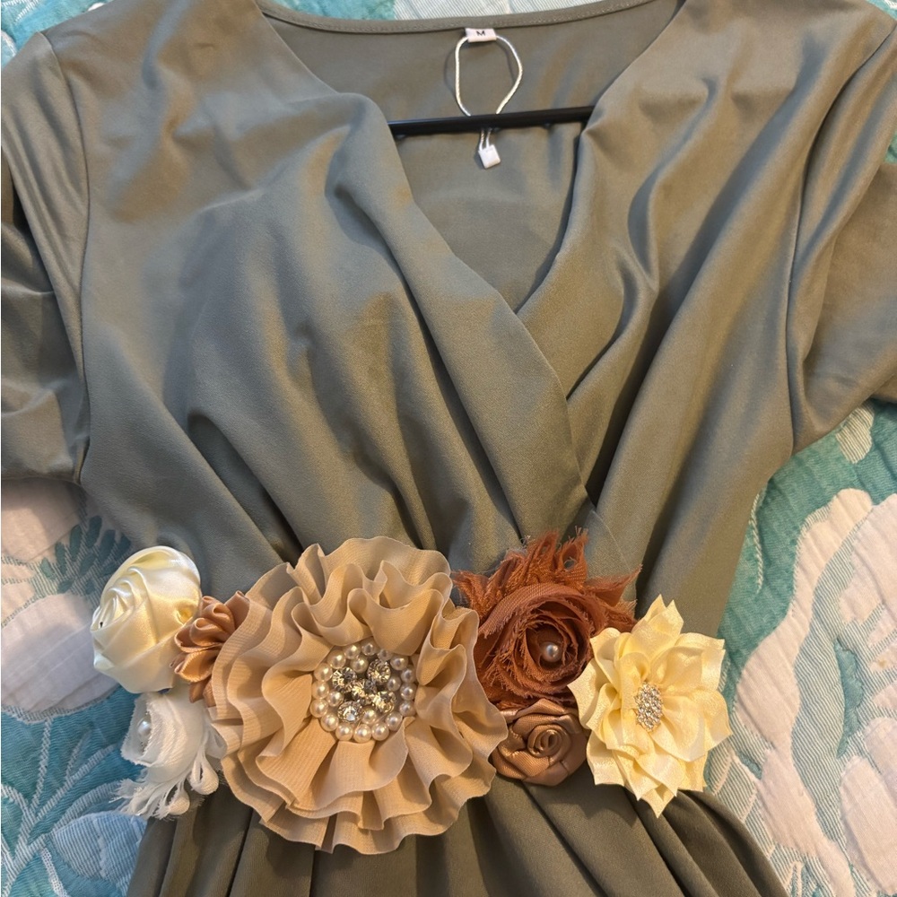 Amazon Long Sleeve maternity Dress with Floral Belt - Olive and Beige